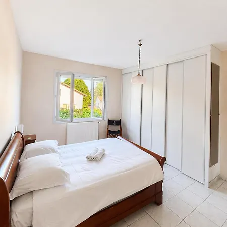 Apartmán Independant Avec Piscine 6 Pers Eurexpo & Groupama Jonage